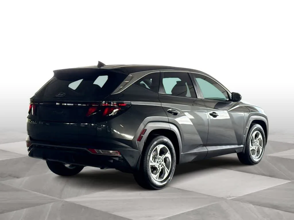 2024 Hyundai Tucson SE photo 8