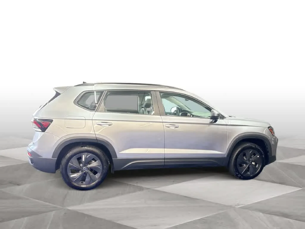 2026 Volkswagen Taos S photo 9