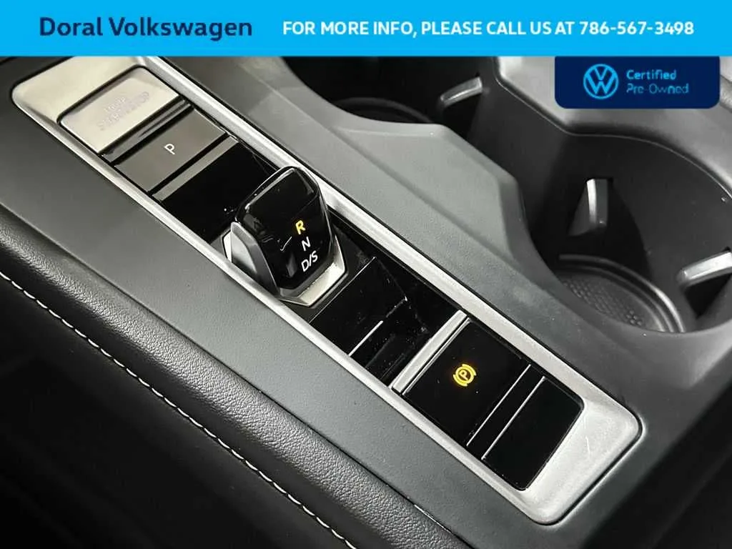 2024 Volkswagen Atlas 2.0T SE photo 21