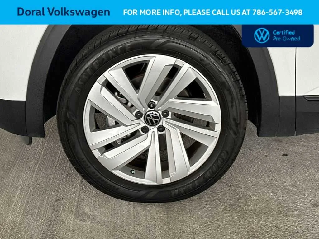 2023 Volkswagen Atlas Cross Sport 2.0T SE w/Technology photo 11