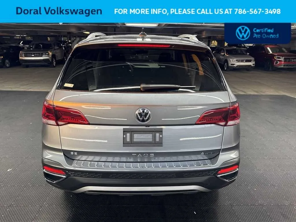 2024 Volkswagen Taos SE photo 6