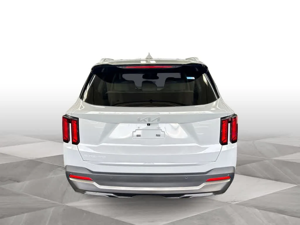 2025 Kia Sorento S photo 7