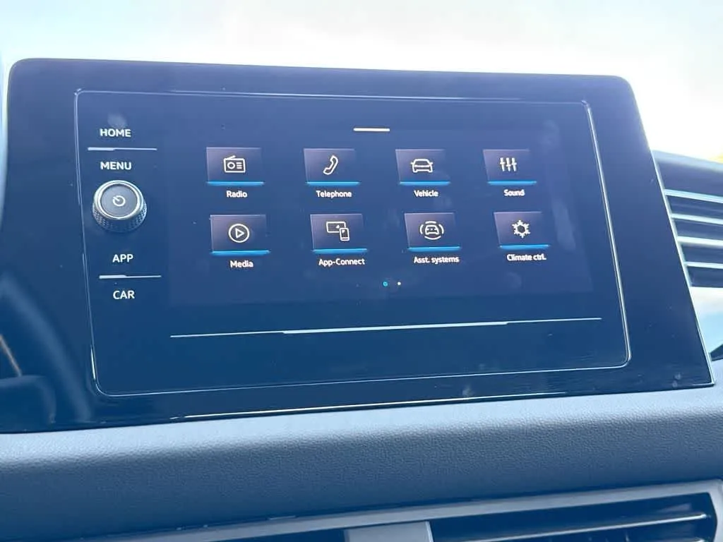 2025 Volkswagen Jetta S photo 17