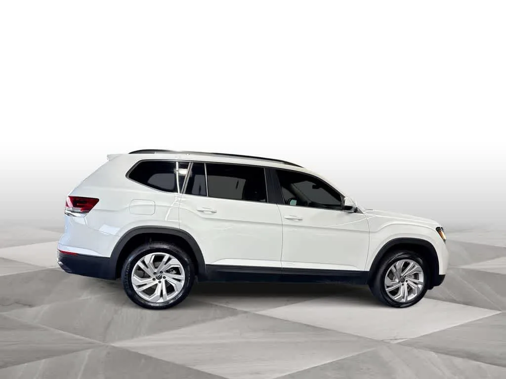 2022 Volkswagen Atlas 3.6L V6 SE w/Technology photo 8