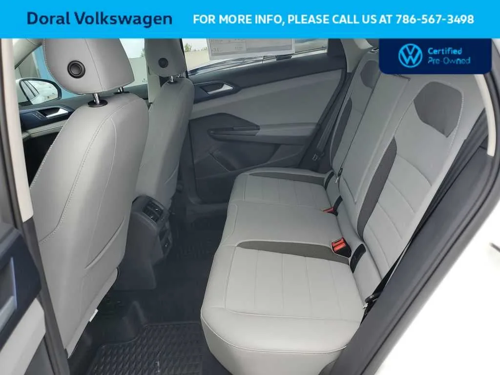 2024 Volkswagen Taos SE photo 25