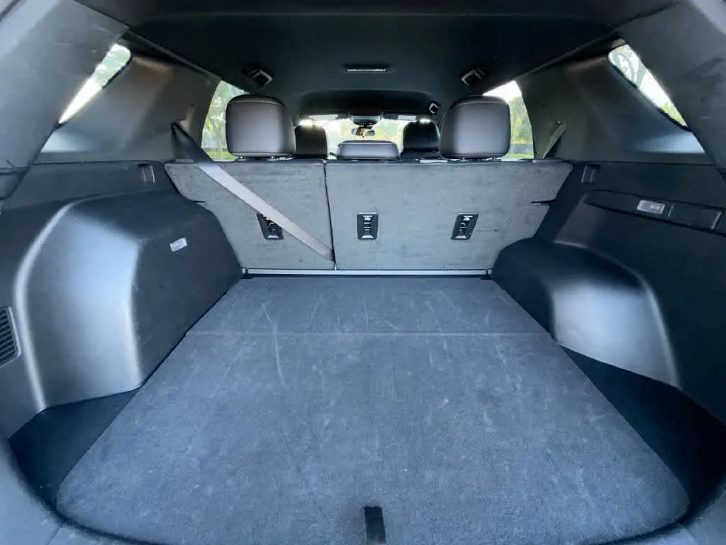 2026 GMC Terrain FWD Elevation photo 25