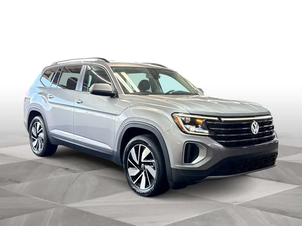 2024 Volkswagen Atlas 2.0T SE w/Technology photo 2
