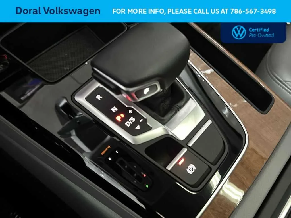 2022 Audi Q5 S line Premium photo 21