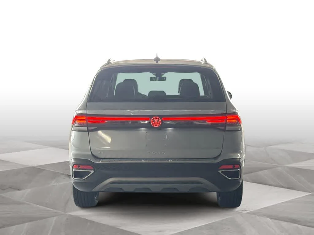 2026 Volkswagen Taos SE photo 7