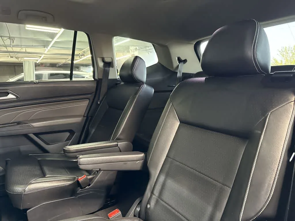 2022 Volkswagen Atlas 3.6L V6 SE w/Technology photo 21