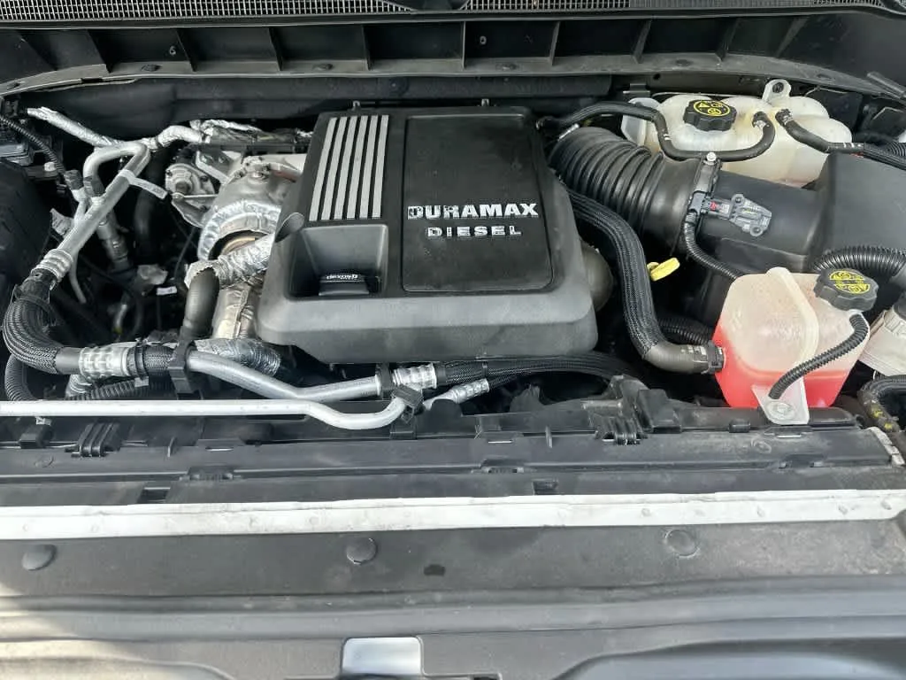 2021 Chevrolet Silverado 1500 LT photo 12