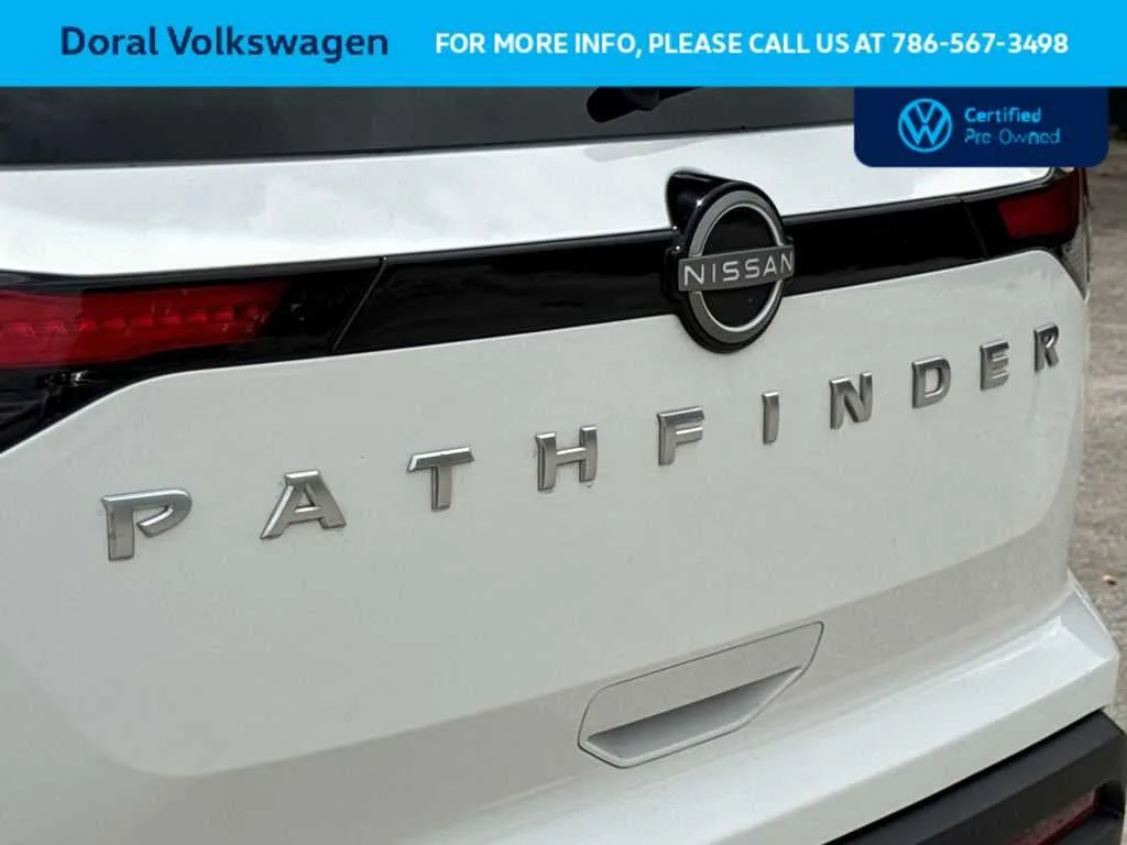 2025 Nissan Pathfinder SV photo 10
