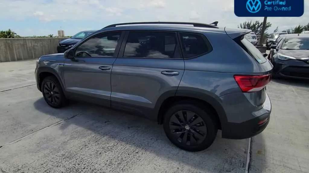 2024 Volkswagen Taos S photo 6