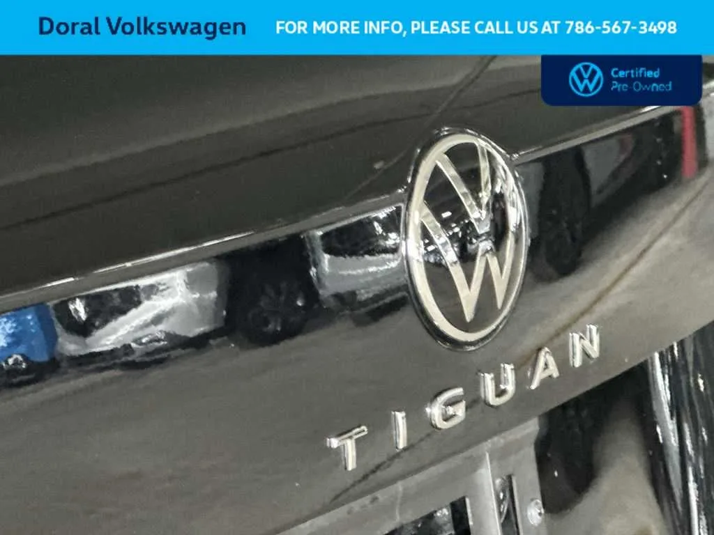 2023 Volkswagen Tiguan S photo 10