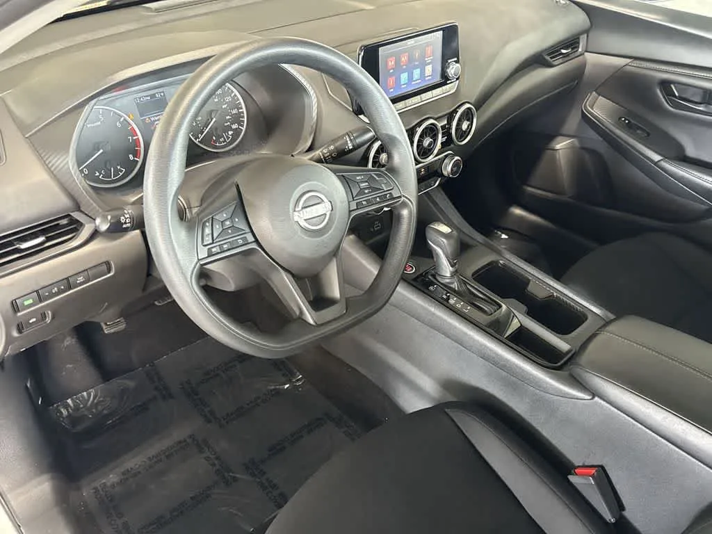 2025 Nissan Sentra S photo 13