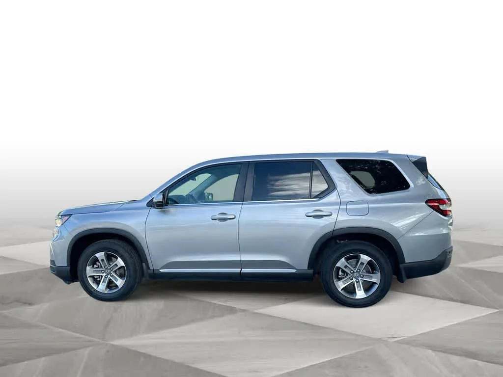 2024 Honda Pilot EX-L 8 Passenger photo 5