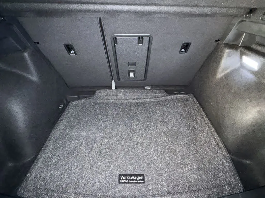 2024 Volkswagen Taos S photo 25