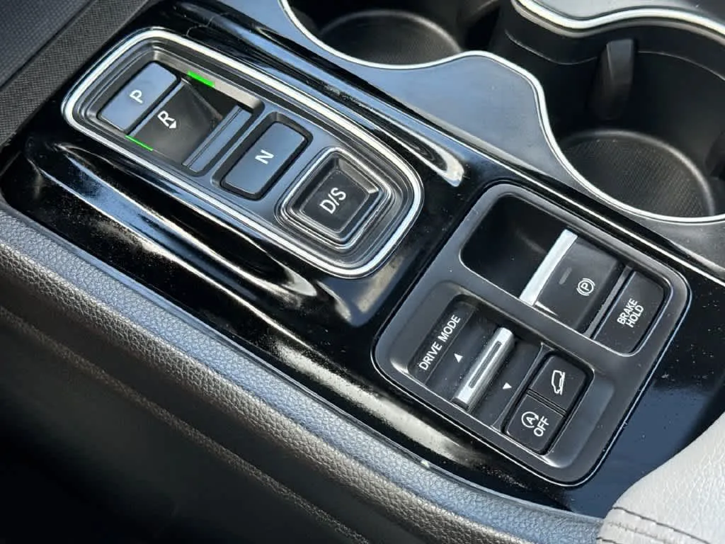2024 Honda Pilot Touring photo 20