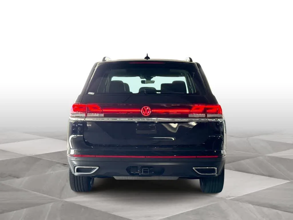 2026 Volkswagen Atlas 2.0T SE w/Technology photo 7