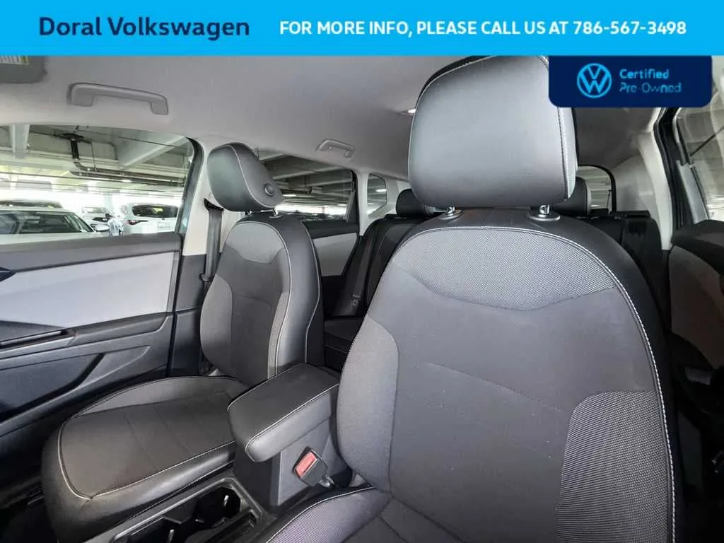 2022 Volkswagen Taos SE photo 14