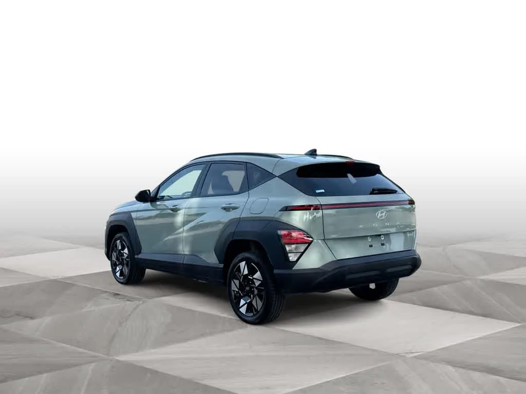 2024 Hyundai Kona SEL photo 5