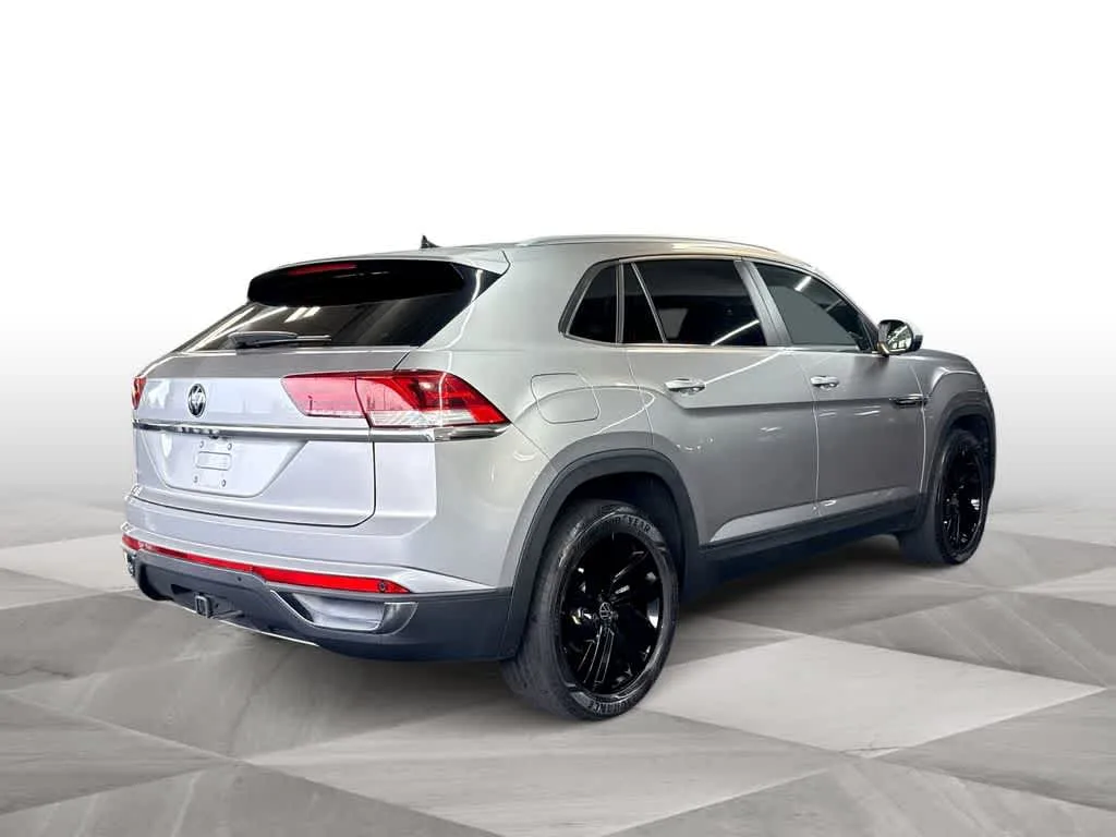 2023 Volkswagen Atlas Cross Sport 3.6L V6 SE w/Technology photo 8