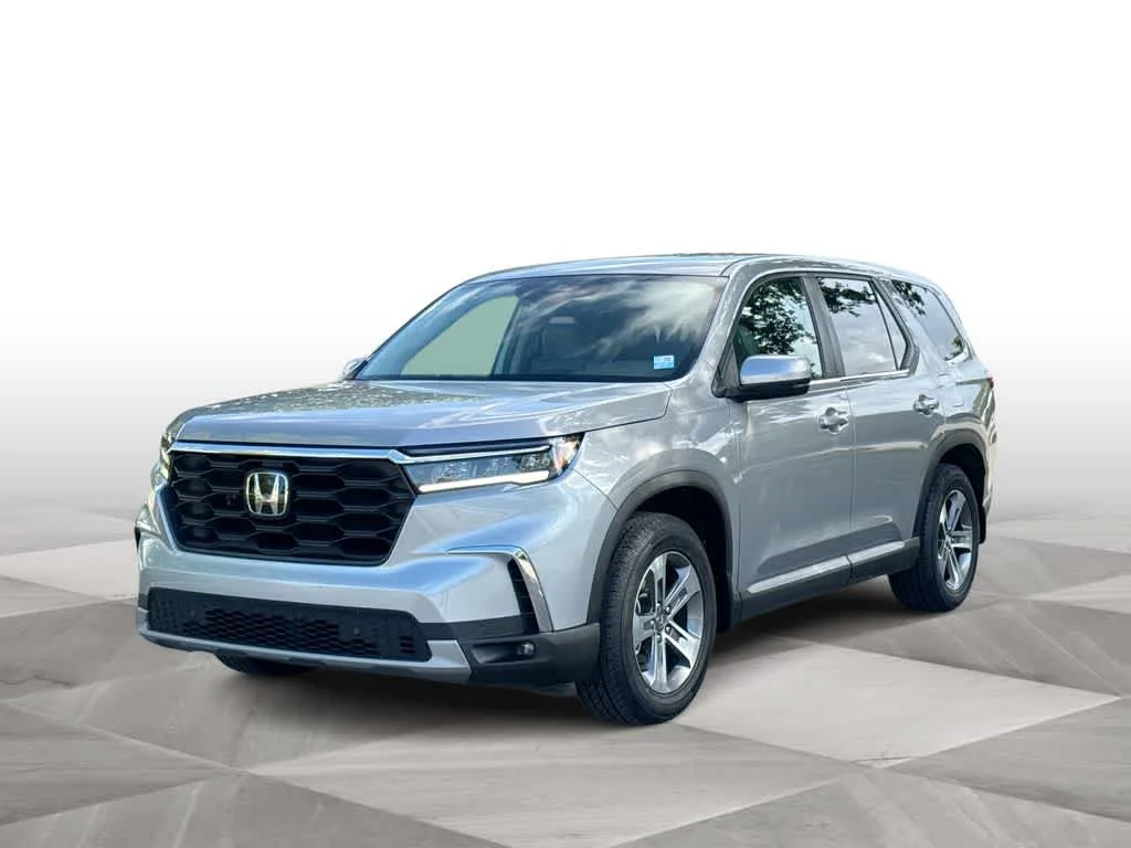 2024 Honda Pilot EX-L 8 Passenger photo 4