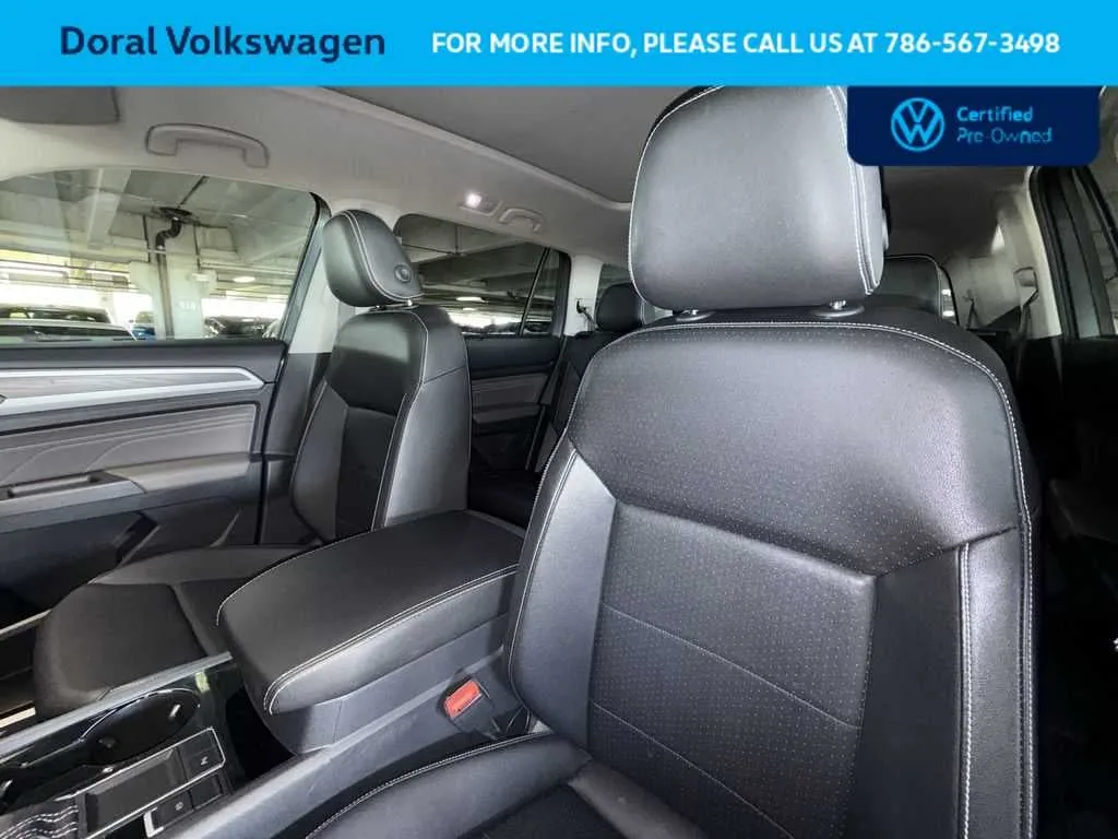 2023 Volkswagen Atlas 3.6L V6 SE w/Technology photo 14