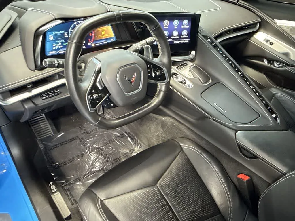 2023 Chevrolet Corvette 2LT photo 13