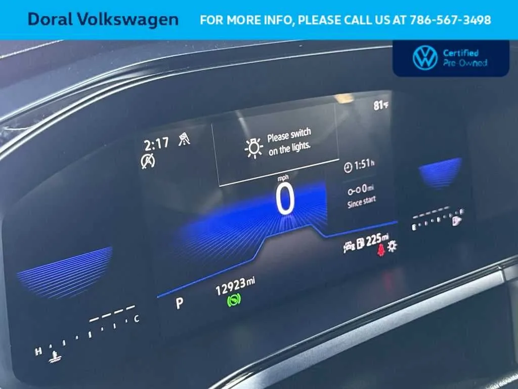 2024 Volkswagen Taos SE photo 16