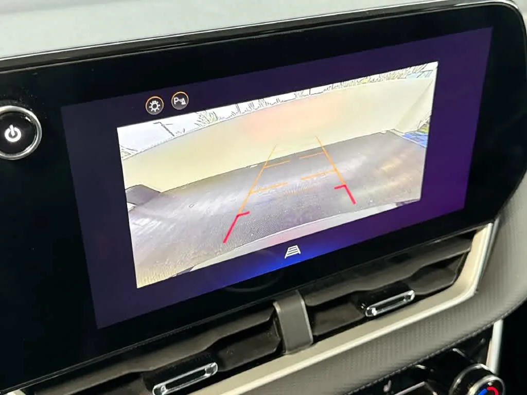 2025 Chevrolet Equinox FWD LT photo 18