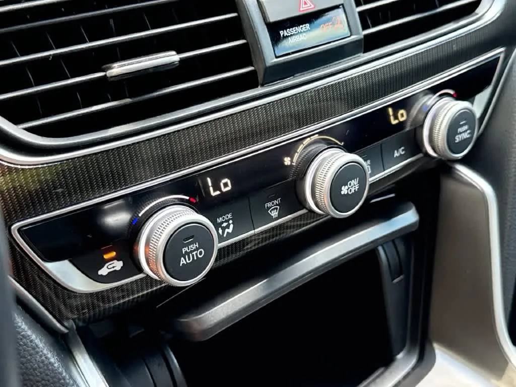 2022 Honda Accord Sport photo 19
