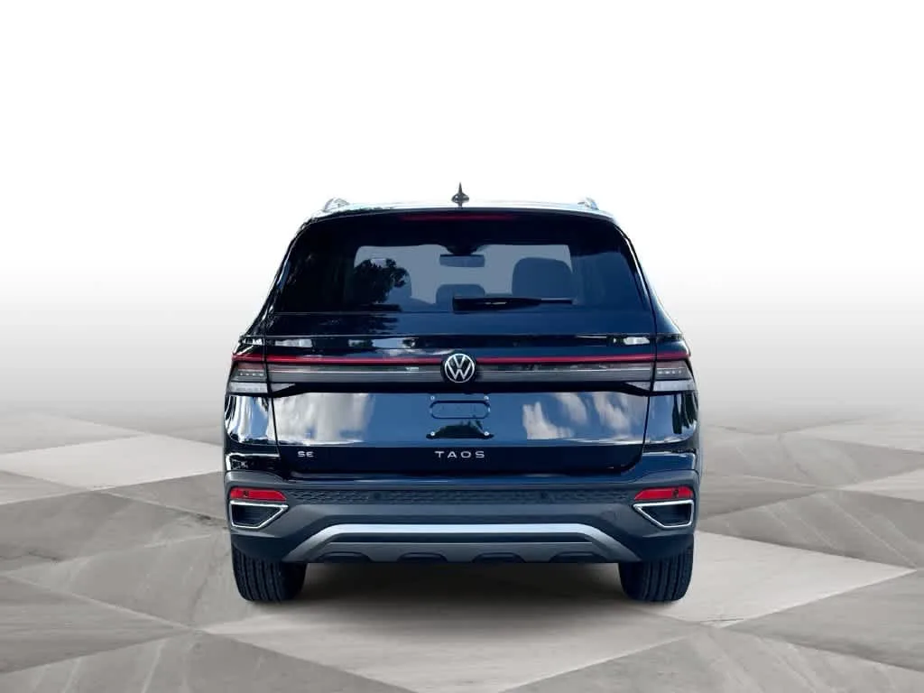 2026 Volkswagen Taos SE photo 7
