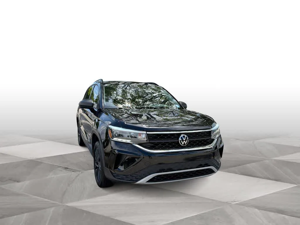 2024 Volkswagen Taos S photo 2