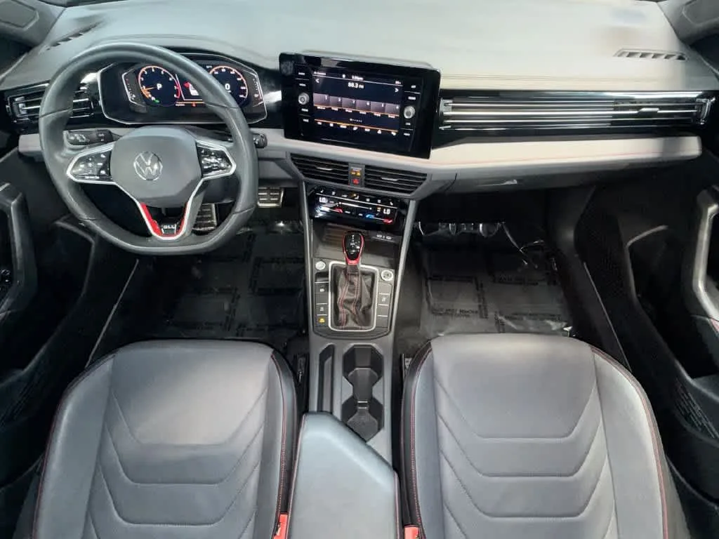 2025 Volkswagen Jetta GLI Autobahn photo 24