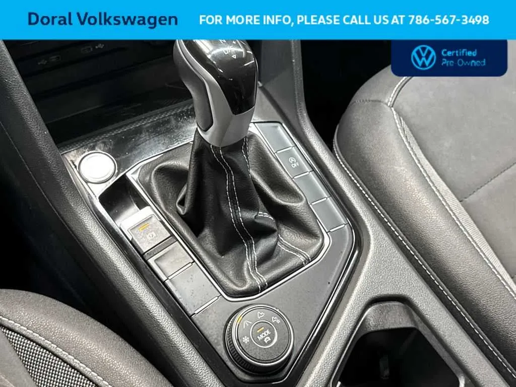 2024 Volkswagen Taos SE photo 26