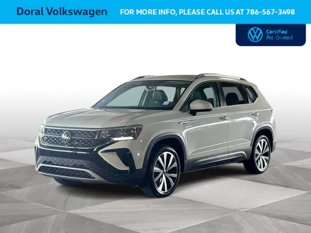 2022 Volkswagen Taos SE photo 4
