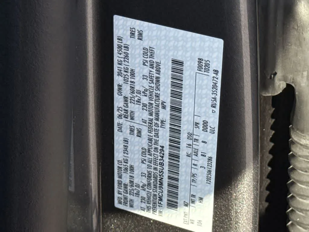 2025 Ford Escape ST-Line photo 29