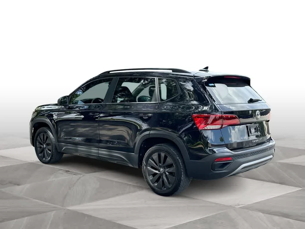 2024 Volkswagen Taos S photo 6