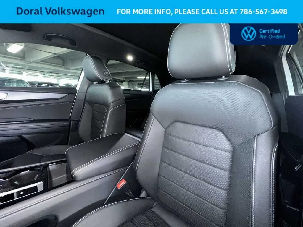 2025 Volkswagen Atlas Cross Sport 2.0T SEL R-Line Black photo 14