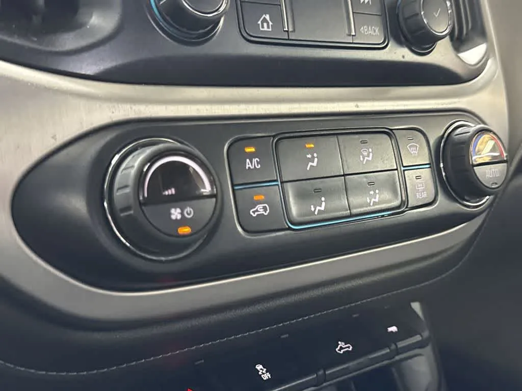 2022 GMC Canyon 2WD Elevation photo 19