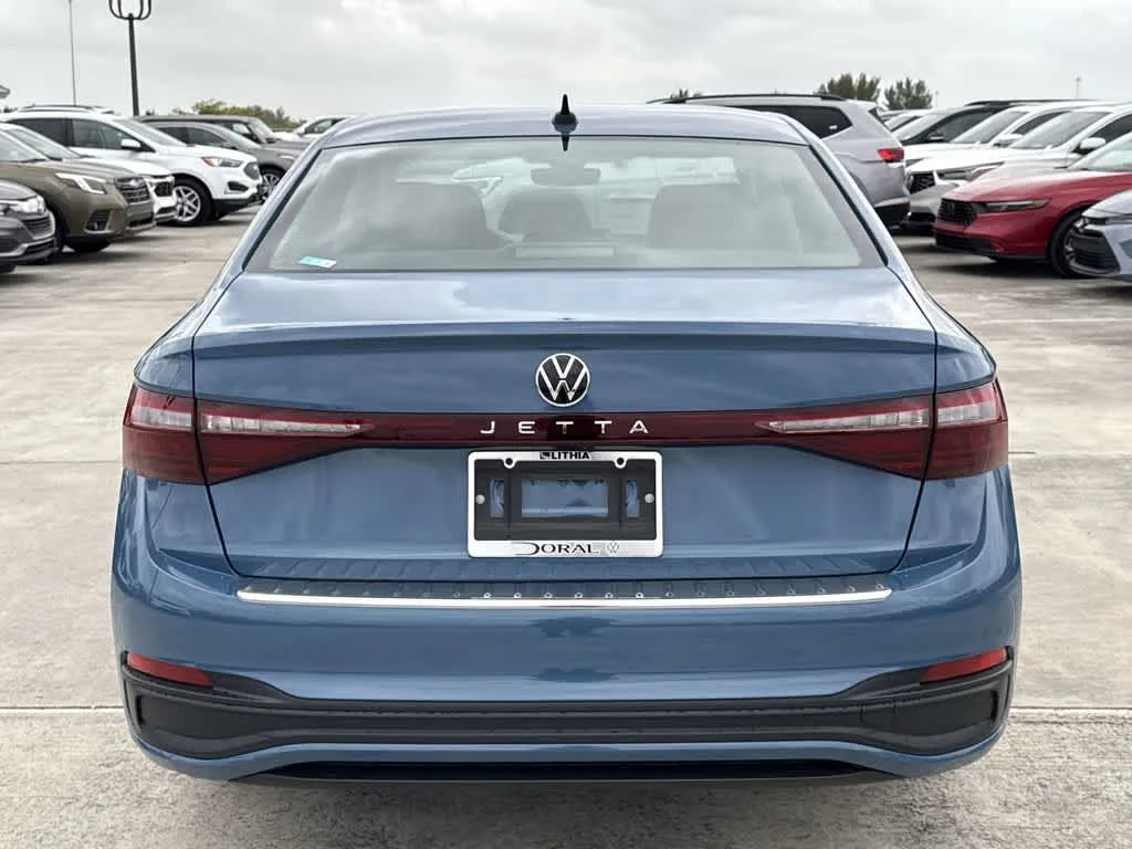 2025 Volkswagen Jetta S photo 13