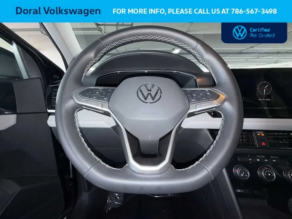 2025 Volkswagen Taos S photo 15