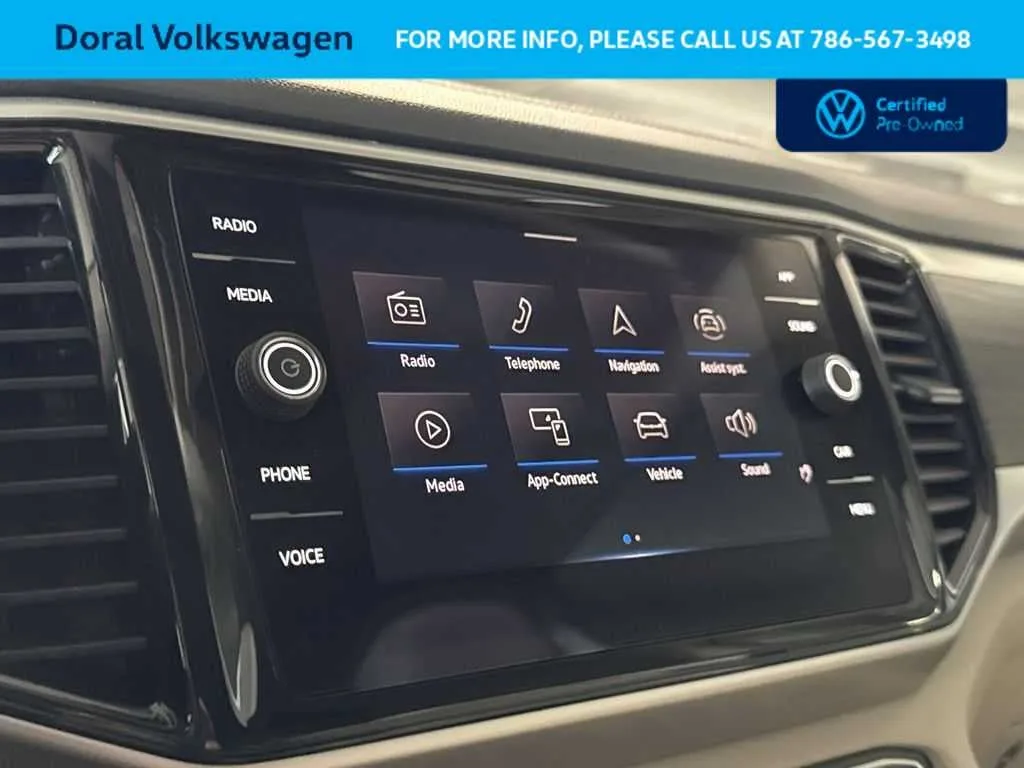 2023 Volkswagen Atlas 3.6L V6 SE w/Technology photo 18
