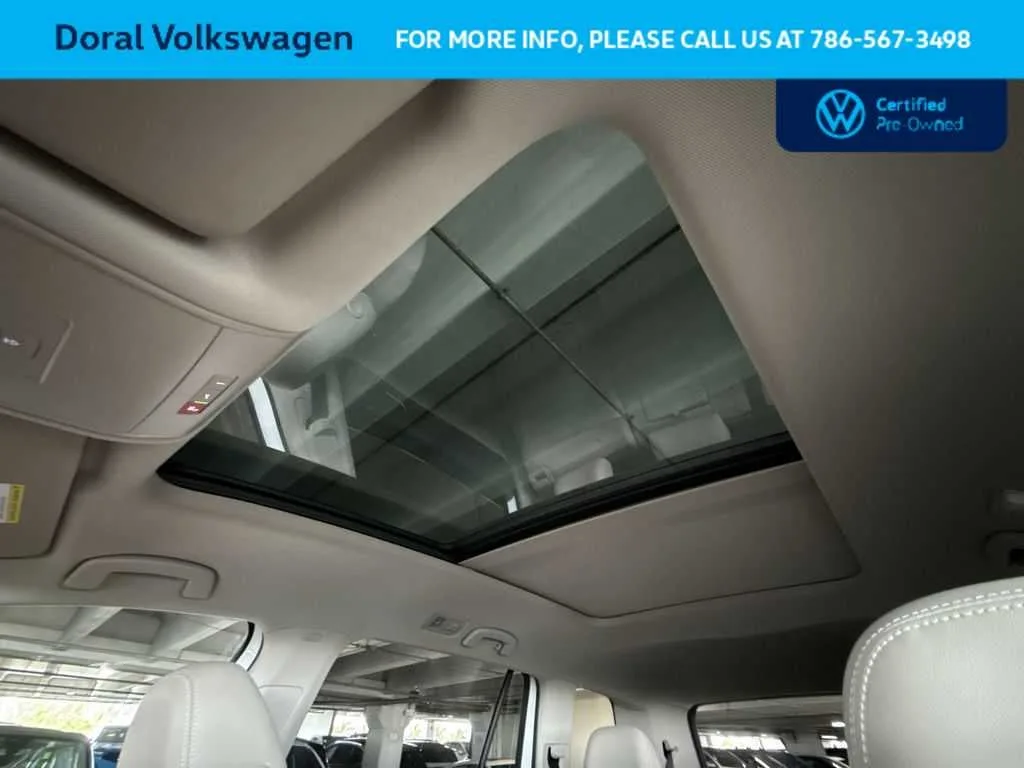 2023 Volkswagen Atlas 3.6L V6 SE w/Technology photo 17
