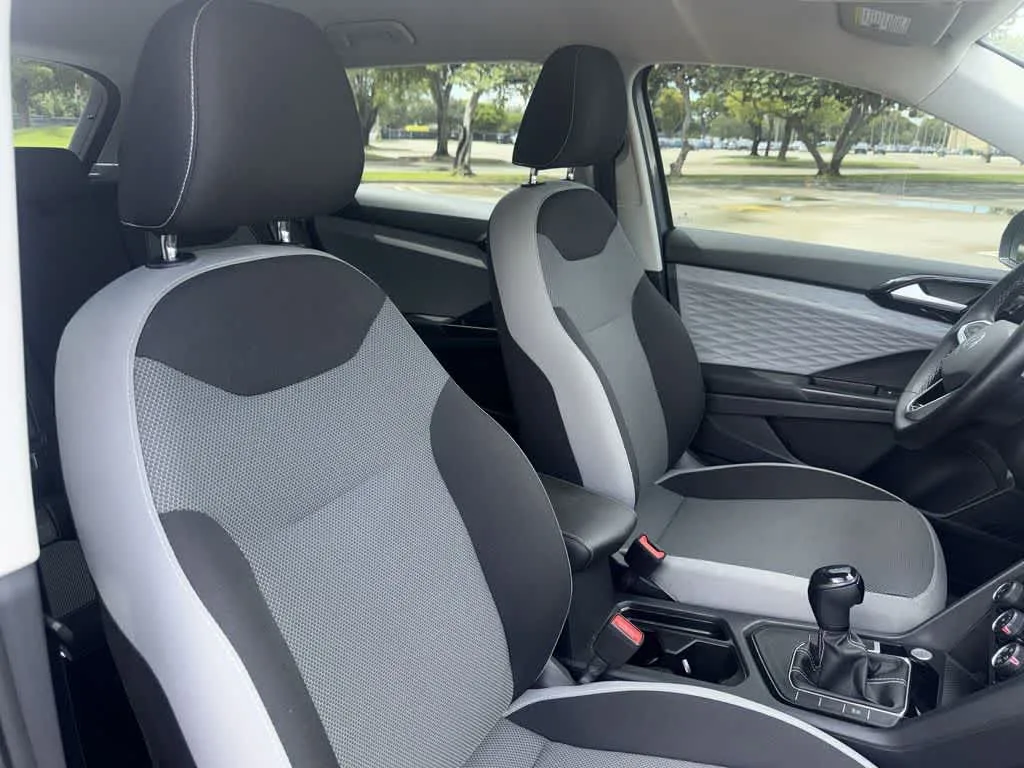 2023 Volkswagen Taos S photo 27