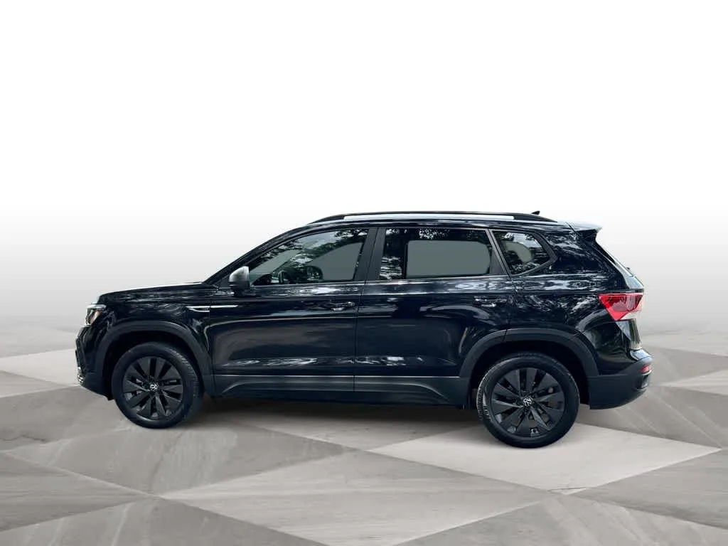 2024 Volkswagen Taos S photo 5