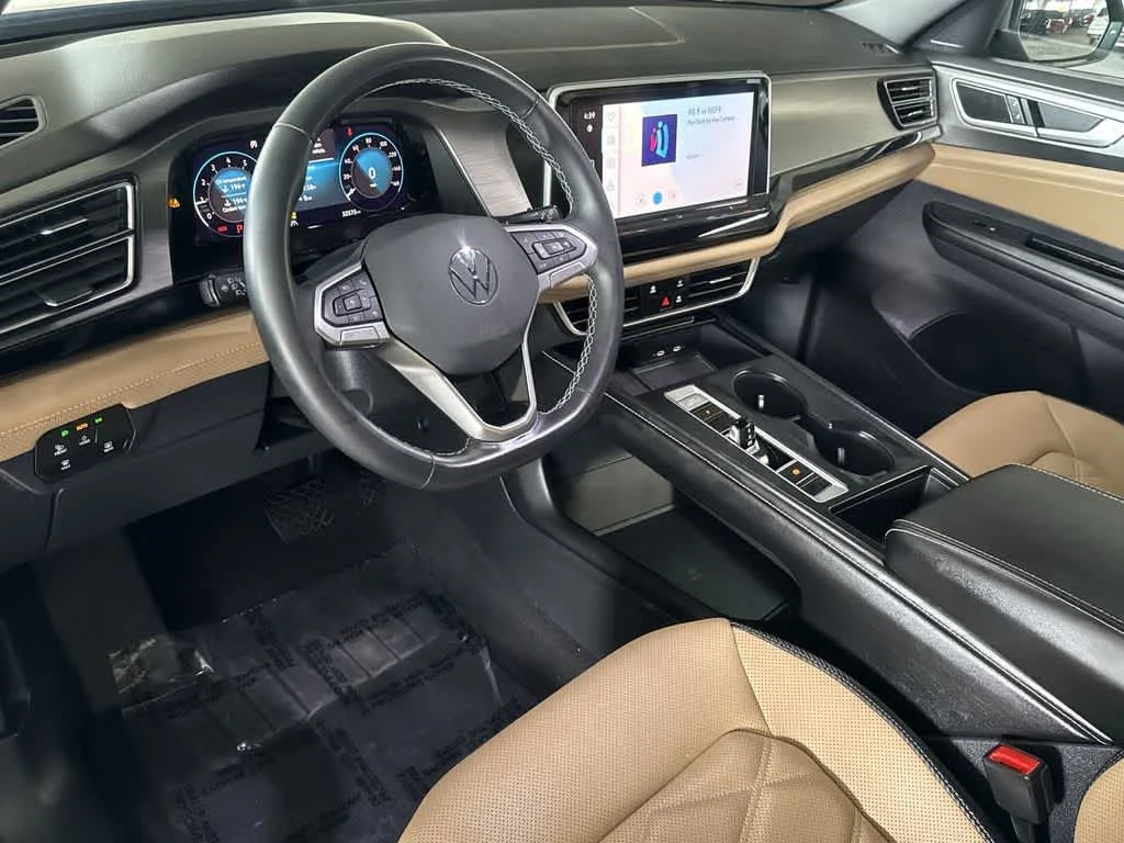 2024 Volkswagen Atlas Cross Sport 2.0T SE photo 13