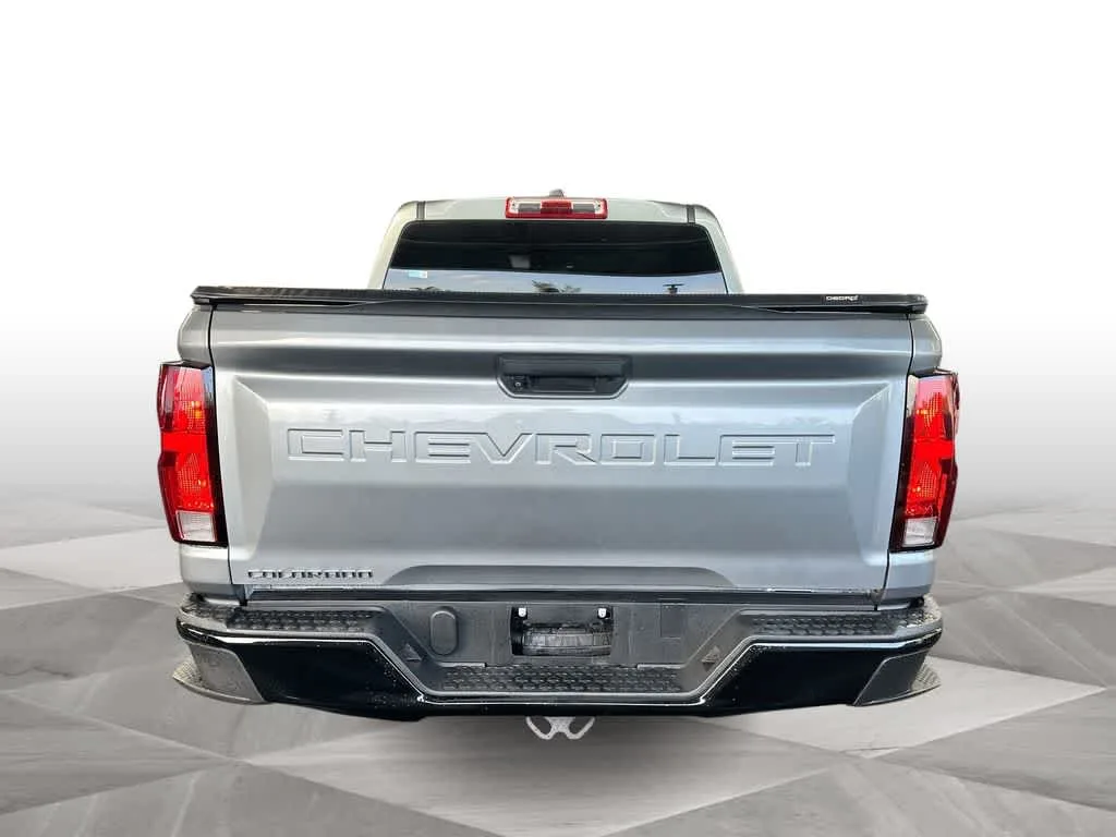 2023 Chevrolet Colorado 2WD Work Truck photo 7
