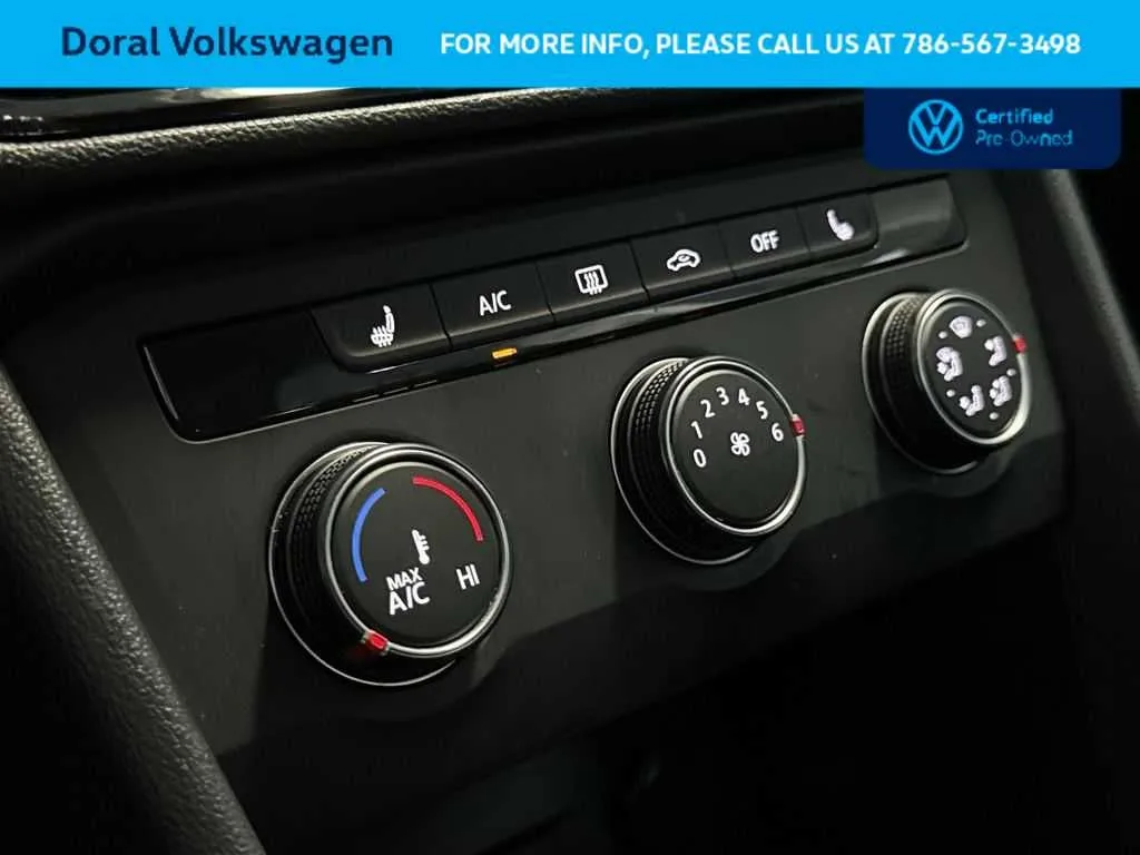 2022 Volkswagen Taos SE photo 20